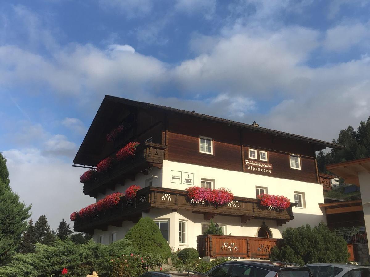 伊塞尔斯堡 福鲁克斯佩阿尔朋索旅馆酒店 外观 照片
